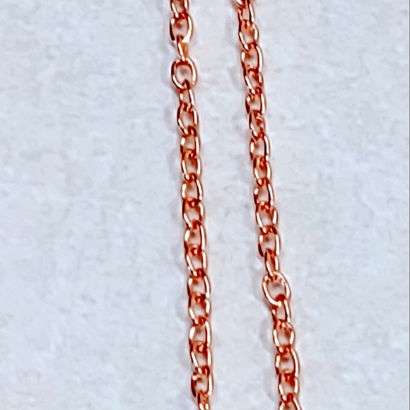 LAVENDER PURPLE CHALCEDONY & GARNET BEADS WIRE WRAPPED COPPER PENDANT AND CHAIN - Picture 6 of 8